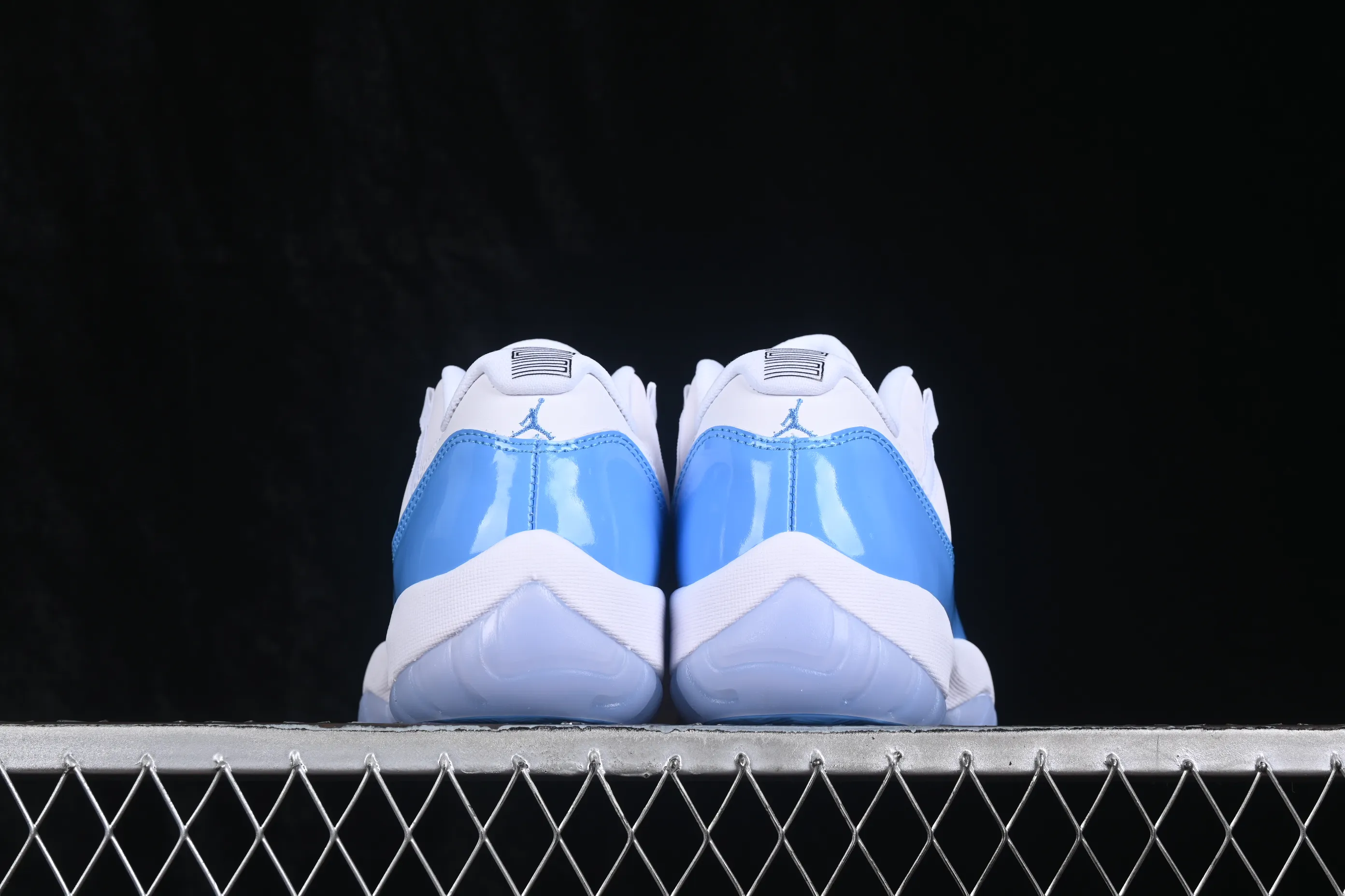 All categories Air Jordan Jordan series basketball shoes Air Jordan 11 F version Air Jordan 11 Low "University Blue" AJ11 Joe 11 University Blue FV5104-100